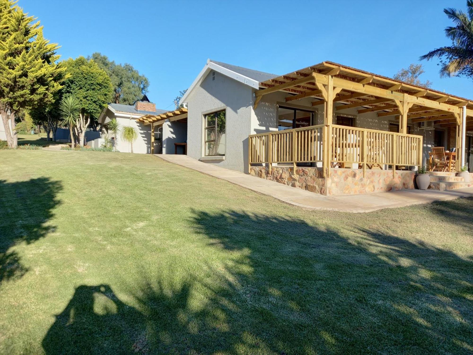 Kouwdouw Guest Farm Villa George Ruang foto
