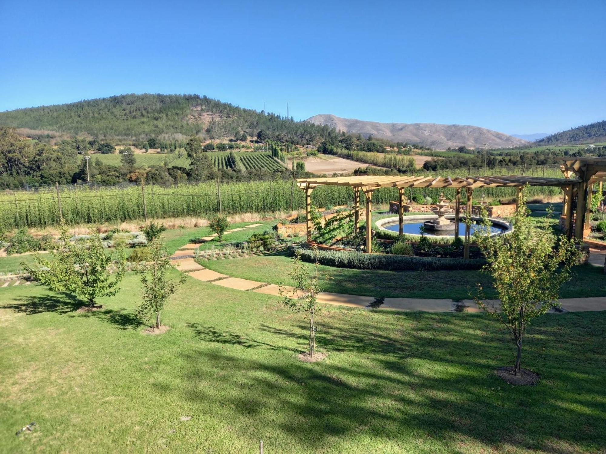 Kouwdouw Guest Farm Villa George Ruang foto